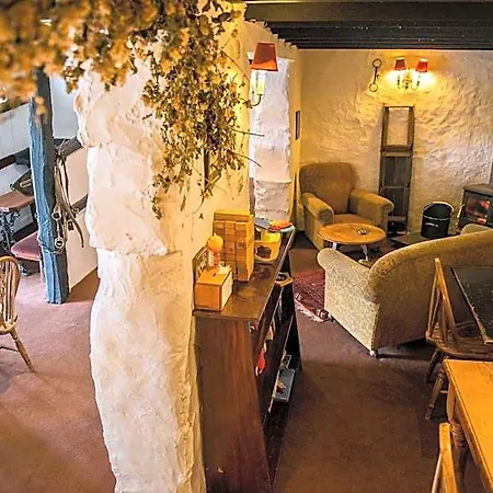 The Cuckoo Brow Kro 4*